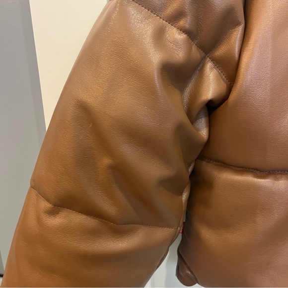 Levi's Womens Faux Leather Quilted Puffer Jacket Brown Button Zip Close Size L - Picture 11 of 11